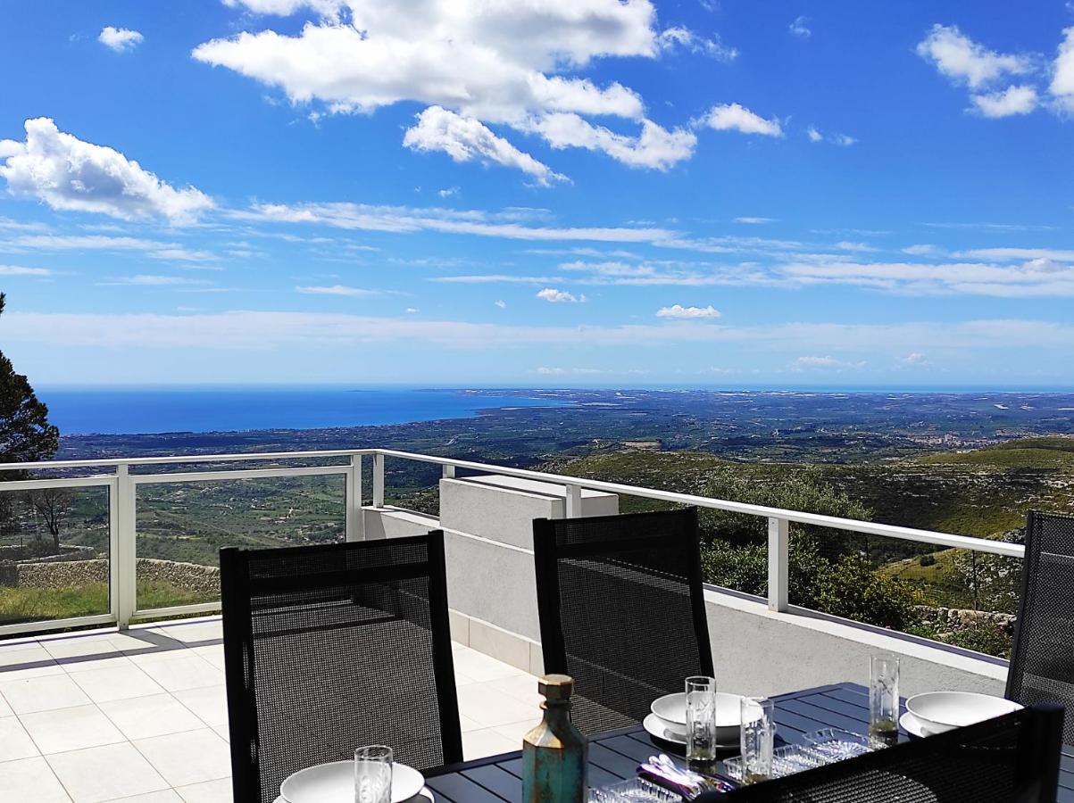 Villa Orizzonte Sullo Jonio アヴォラ エクステリア 写真